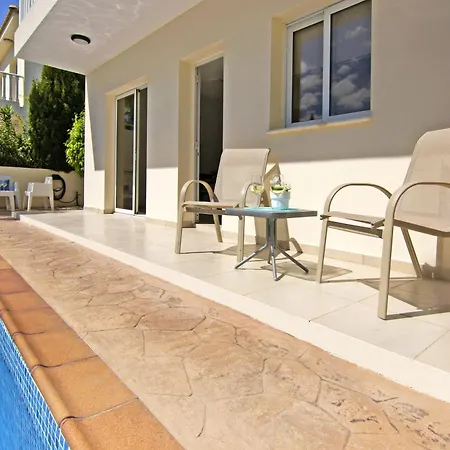 Holiday home Nissi Sapphire *