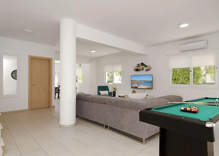 Nissi Sapphire Вилла Айя-Напа