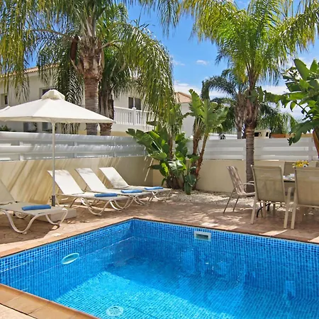 别墅 Nissi Sapphire