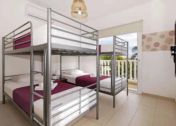 Nissi Sapphire Vila Ayia Napa